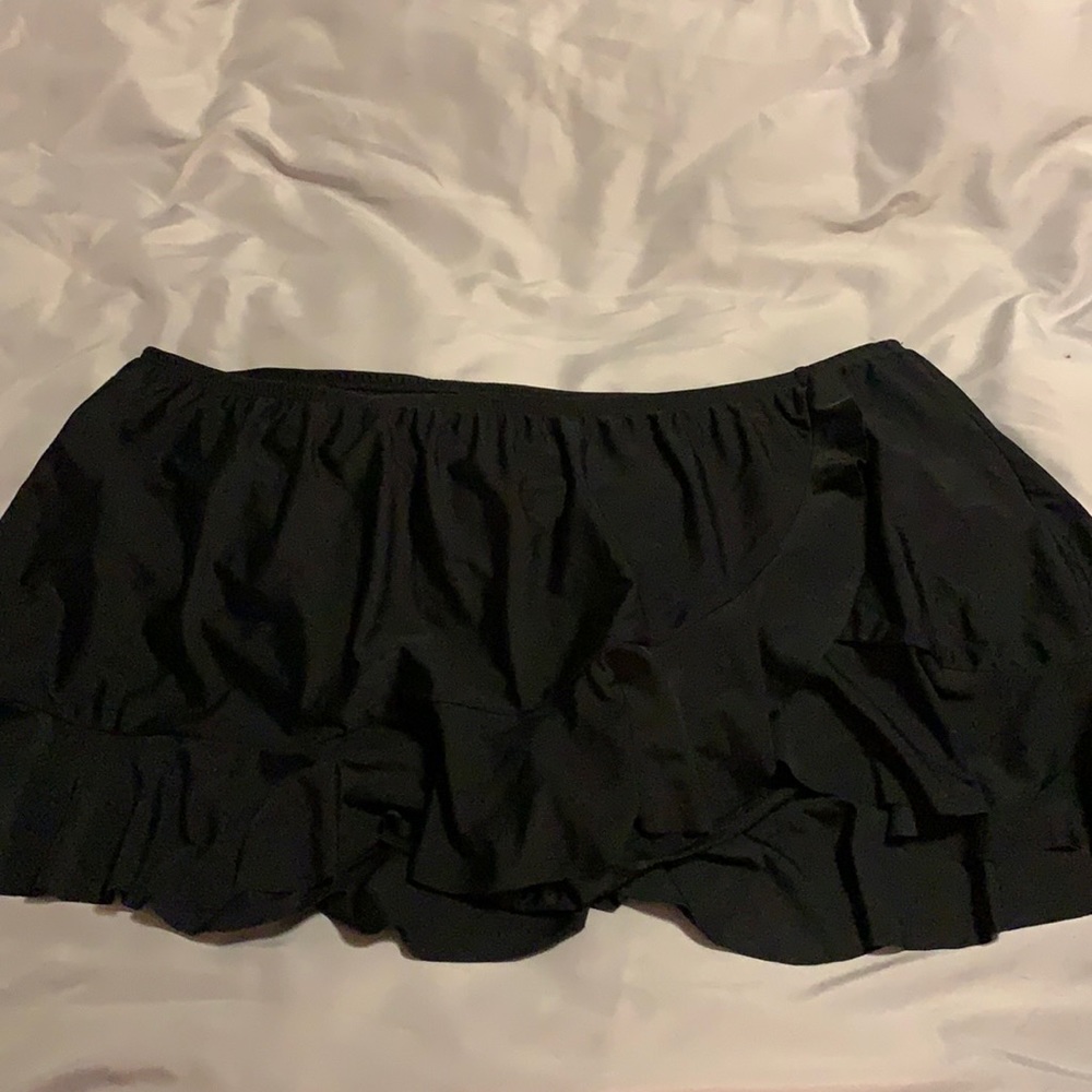 Black bathing suit skirt ..